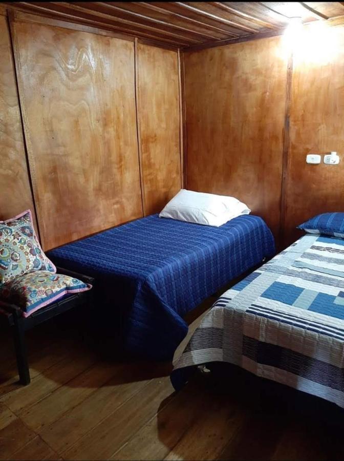 Hostal Gallito Roca Jardín Esterno foto