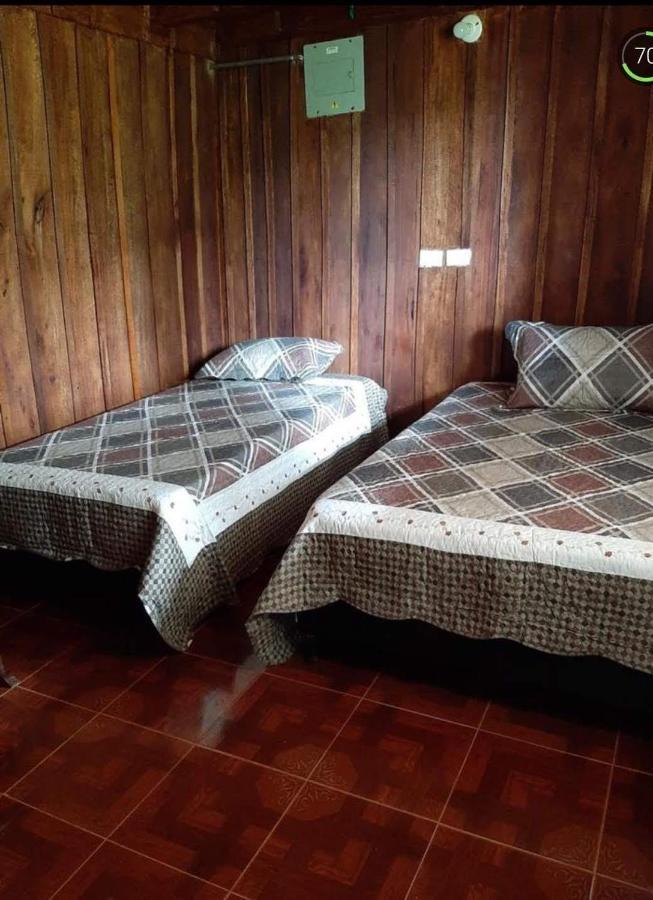 Hostal Gallito Roca Jardín Esterno foto